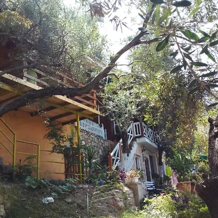 Bungalow Di Fronte Al Mare Vlore
